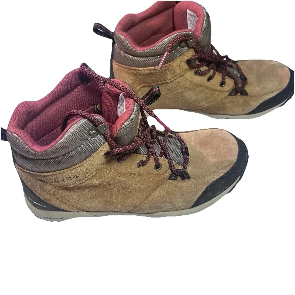 COLUMBIA Womens Hiking boots 10.5 Mount‎ Carmel Mid Waterproof  YL1089-287 EUC